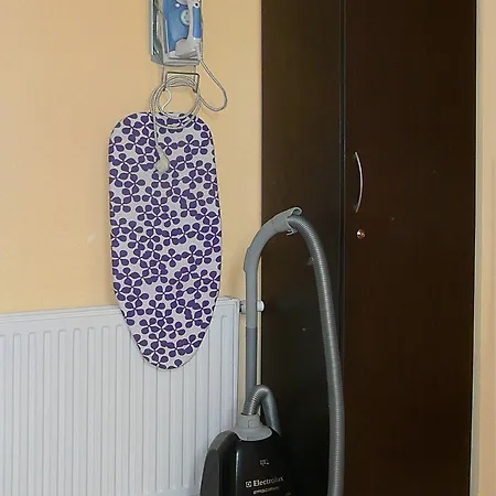 Privatunterkunft Family Homes - *