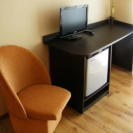 Privatunterkunft Family Homes - *